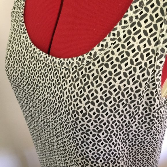 LOFT Patterned Tank - Picture 2 of 3